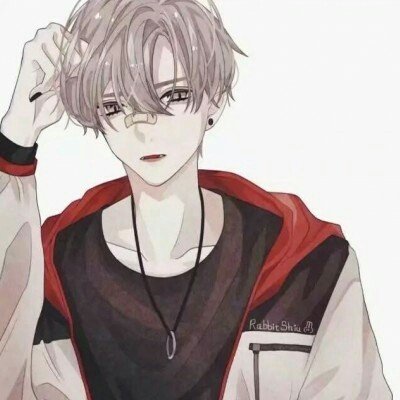 男子看中超被球砸中 听劝买彩票中奖
